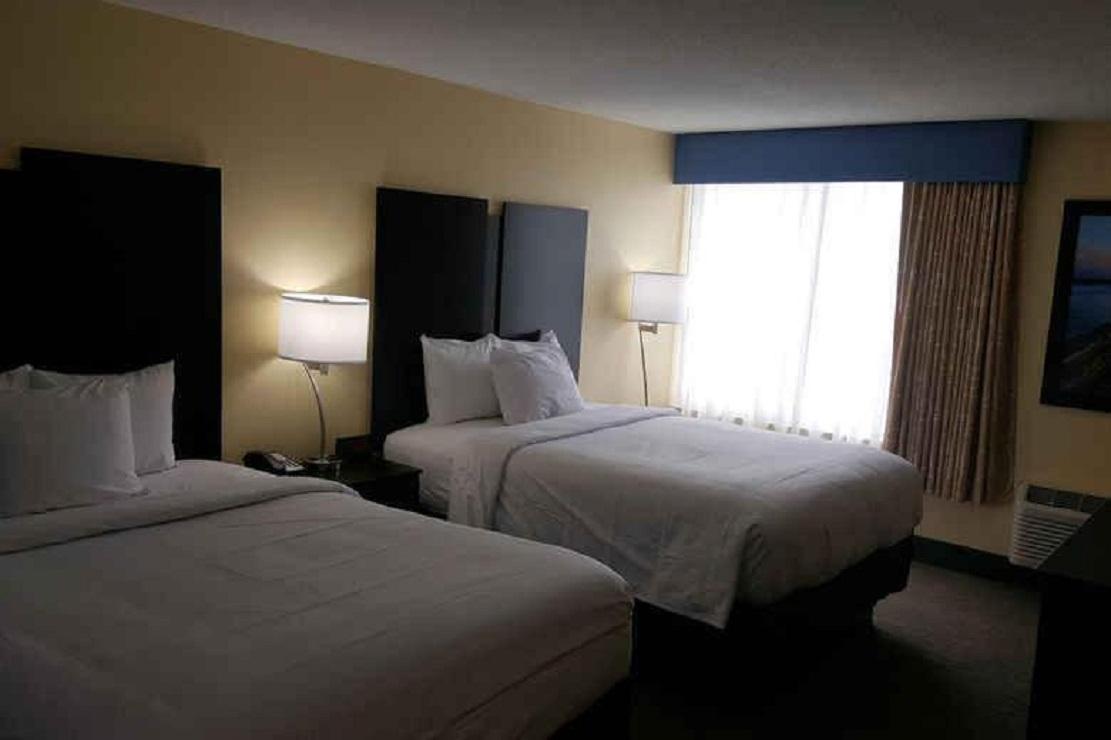 Days Inn & Suites By Wyndham Grand Rapids Near Downtown Wyoming Exterior photo